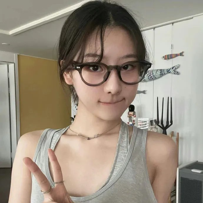 霓裳鬼影
